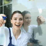 miscela potente per vetri: scopri come restituire brillantezza e trasparenza a finestre e specchi con la nostra formula efficace e facile da usare.